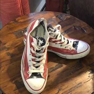 Red, white and blue converse M8 W10